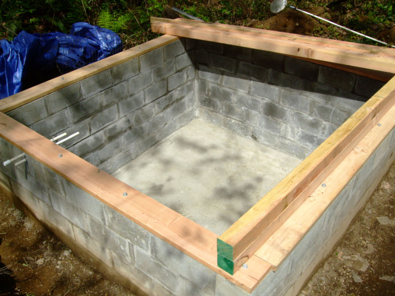 Brushed concrete cistern